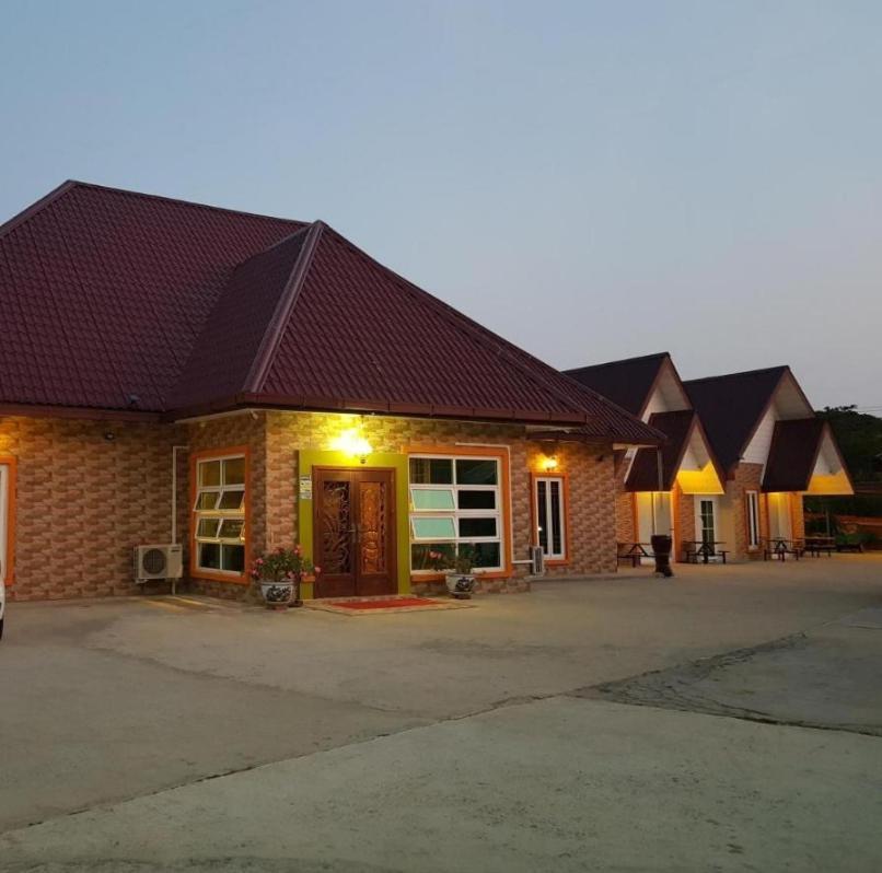 Pilly Homestay Labuan Exterior photo